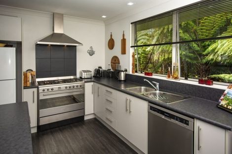 Photo of property in 16 Lawrence Street, Havelock, 7100