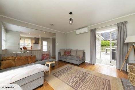 Photo of property in 163 Atkinson Road, Titirangi, Auckland, 0604