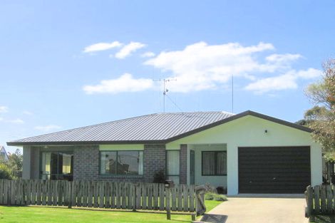 Photo of property in 10 Korowai Street, Mount Maunganui, 3116