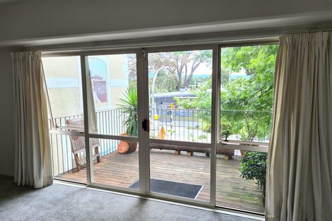 Photo of property in 14a Captain Scott Road, Glen Eden, Auckland, 0602