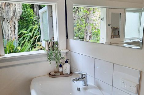 Photo of property in 36 Aratoro Place, Mount Pleasant, Christchurch, 8081