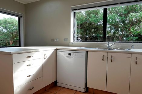Photo of property in 17a Beachwater Grove, Paraparaumu Beach, Paraparaumu, 5032