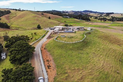 Photo of property in 3354 Kaipara Coast Highway, Glorit, Warkworth, 0984