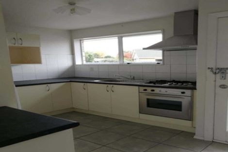 Photo of property in 22 Mckellar Place, Hornby, Christchurch, 8042