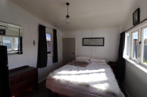 Photo of property in 22 Simmonds Street, Alexandra, 9320