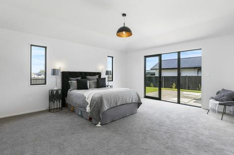 Photo of property in 143 Wingatui Road, Mosgiel, 9024