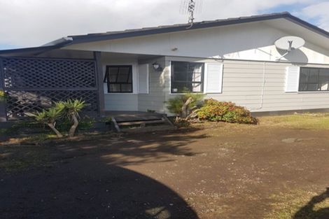 Photo of property in 14 Southview Place, Wattle Downs, Auckland, 2102