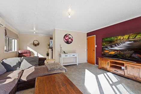 Photo of property in 59 Welcome Bay Road, Welcome Bay, Tauranga, 3112