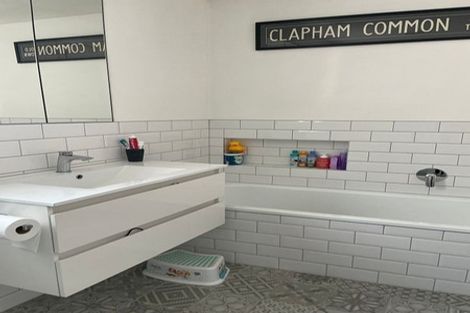 Photo of property in 4 Ruahine Street, Trentham, Upper Hutt, 5018