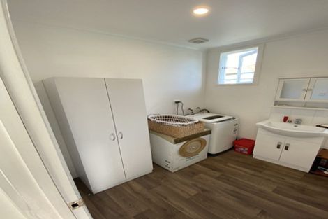 Photo of property in 90 Hinau Street, Castlecliff, Whanganui, 4501