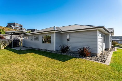Photo of property in 41 John Burke Drive, Aotea, Porirua, 5024