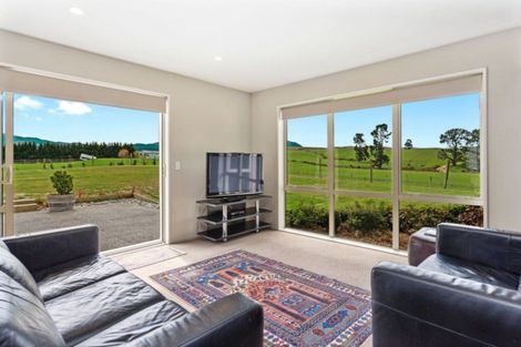 Photo of property in 450 Loburn Kowai Road, Loburn, Rangiora, 7472