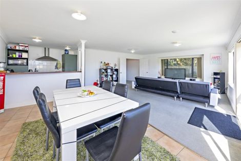 Photo of property in 44 Earnslaw Crescent, Clover Park, Auckland, 2019