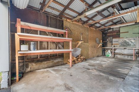 Photo of property in 13e York Crescent, Westown, New Plymouth, 4310