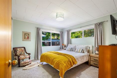 Photo of property in 3 Garcia Place, West Harbour, Auckland, 0618