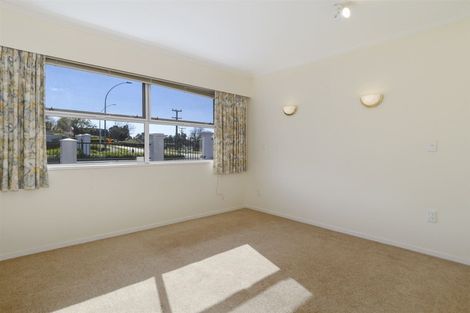 Photo of property in 1 Wakefield Drive, Bethlehem, Tauranga, 3110