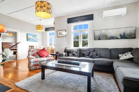 Photo of property in 97 Queen Street, Waiuku, 2123