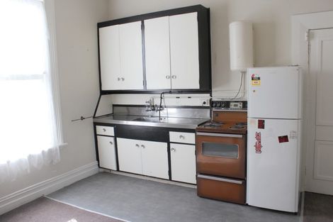 Photo of property in 1 Phillips Street, Kensington, Dunedin, 9011