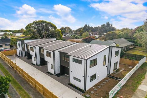 Photo of property in 224a Walter Strevens Drive, Conifer Grove, Takanini, 2112