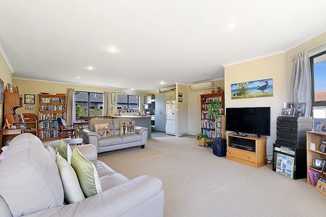 Photo of property in 35 Kauae Place, Ngongotaha, Rotorua, 3010