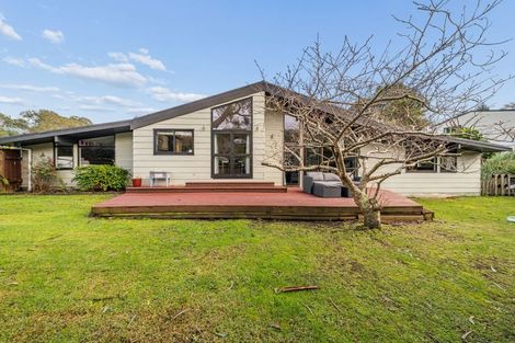 Photo of property in 26 Woolwich Close, Whitby, Porirua, 5024