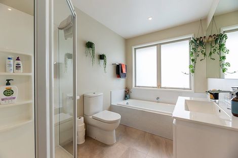 Photo of property in 299 Carmichael Road, Brookfield, Tauranga, 3110