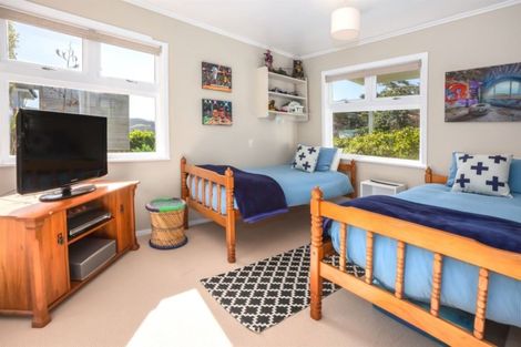 Photo of property in 4 Taupo Crescent, Plimmerton, Porirua, 5026