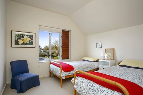 Photo of property in 29b Clare Street, Cambridge, 3434