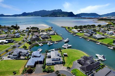 Photo of property in 5 Lanyard Place, One Tree Point, 0118