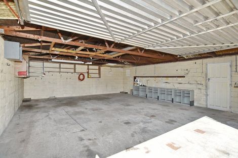 Photo of property in 28 Wimborne Crescent, Aranui, Christchurch, 8061