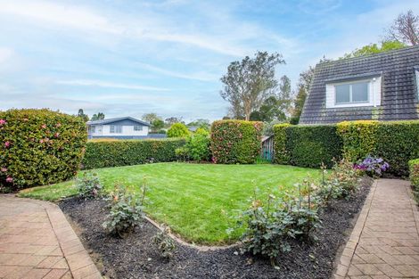 Photo of property in 14 Sandalwood Drive, Dinsdale, Hamilton, 3204