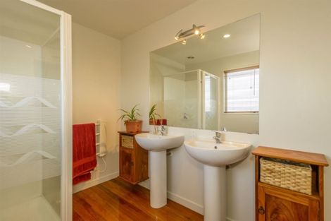 Photo of property in 399a Main North Road, Redwood, Christchurch, 8051