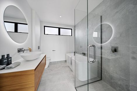 Photo of property in 11 Stoneleigh Drive, Wanaka, 9305