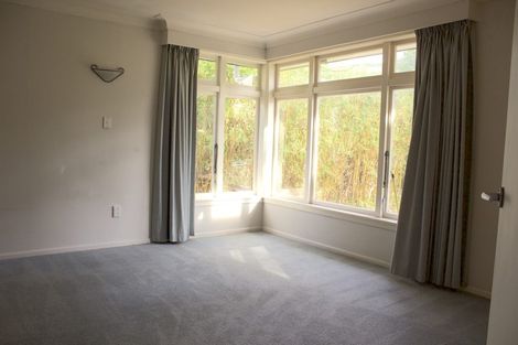 Photo of property in 4 Griffen Park Road, Mount Roskill, Auckland, 1041