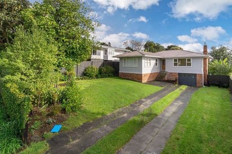 Photo of property in 52 Vera Road, Te Atatu South, Auckland, 0610