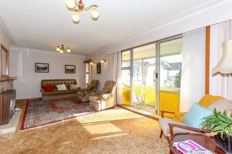 Photo of property in 40 Richmond Street, Fitzroy, New Plymouth, 4312
