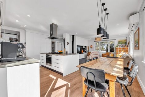 Photo of property in 113 Govett Avenue, Frankleigh Park, New Plymouth, 4310