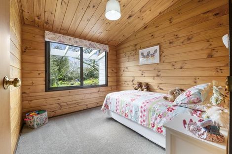 Photo of property in 37 Flint Road West, Stratford, 4332