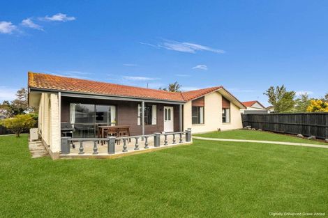 Photo of property in 12 Mchaffies Place, Wainoni, Christchurch, 8061