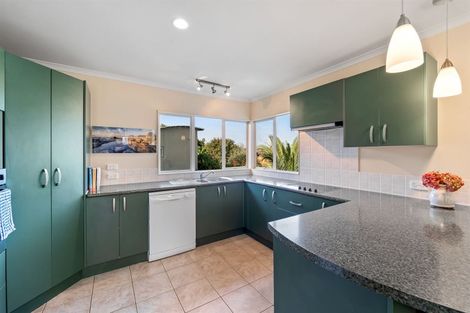 Photo of property in 9 Cascaden Road, Gulf Harbour, Whangaparaoa, 0930