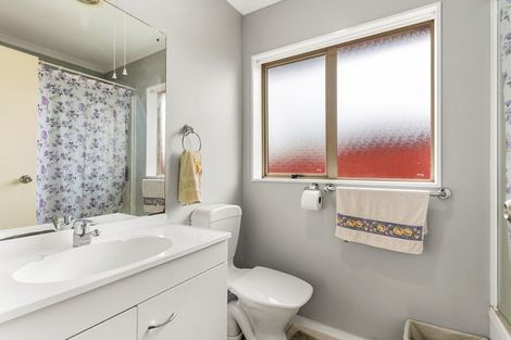 Photo of property in 21 Stellata Court, Randwick Park, Auckland, 2105