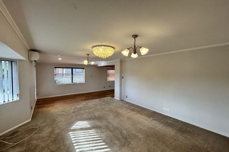Photo of property in 58 Carnoustie Drive, Wattle Downs, Auckland, 2103