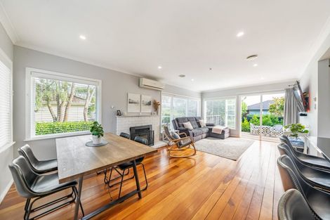 Photo of property in 25 Field Street, Silverstream, Upper Hutt, 5019