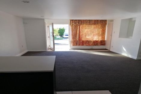 Photo of property in 43 Ellis Avenue, Mount Roskill, Auckland, 1041