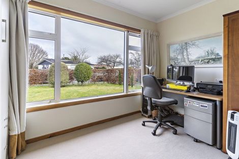 Photo of property in 3 Hornsby Street, Carterton, 5713