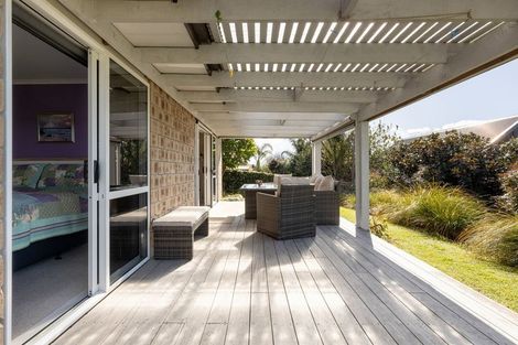 Photo of property in 15 Parkland Rise, Omokoroa, 3114