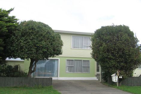 Photo of property in 6 Mclellan Street, Tawa, Wellington, 5028