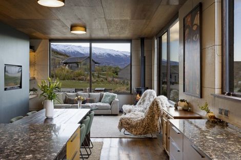 Photo of property in 335a Luggate-cromwell Road, Lowburn, Cromwell, 9384