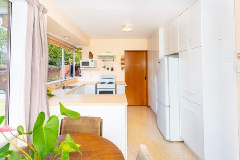 Photo of property in 2/18 Lincoln Road, Hillmorton, Christchurch, 8024