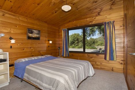 Photo of property in 345 Aokautere Drive, Aokautere, Palmerston North, 4471